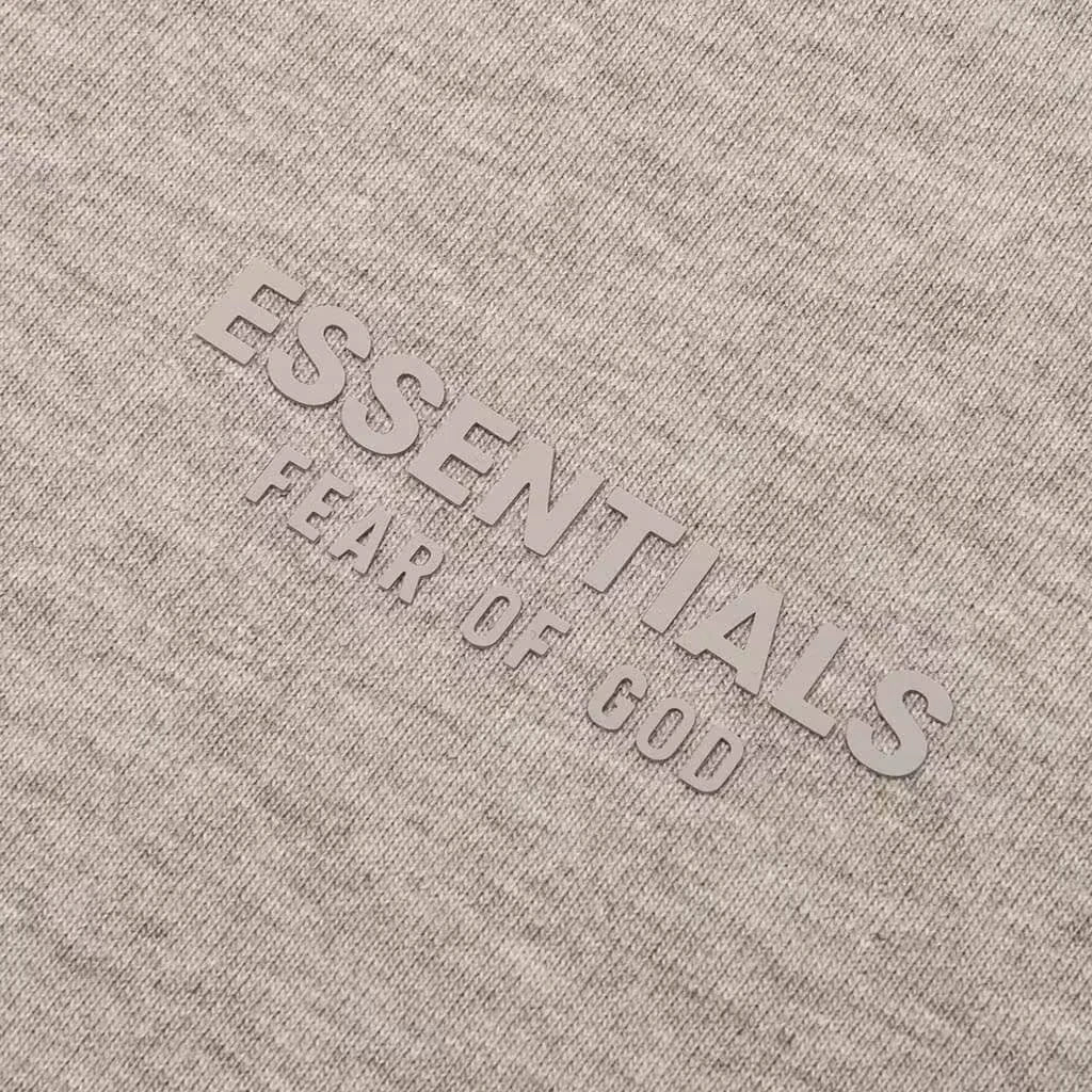 Essential-Tee&#8212;Core-Heather-125BT232004F&#8212;10-18-23&#8212;Feature&#8211;KN-3