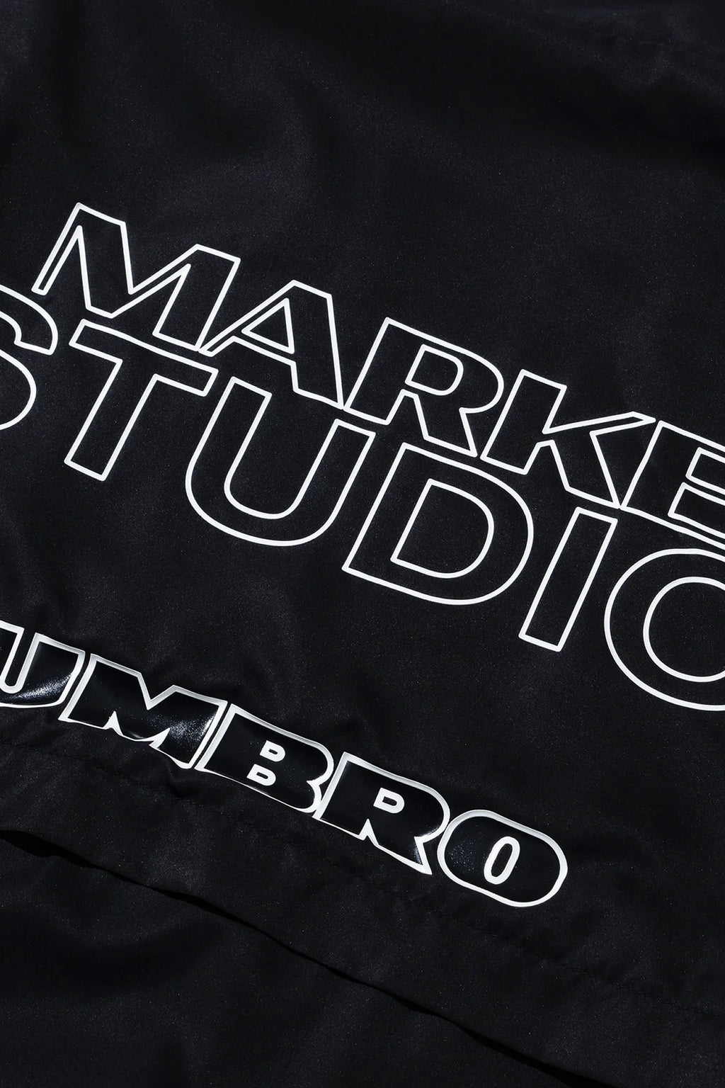 Chaqueta MARKET x Umbro Track Negra